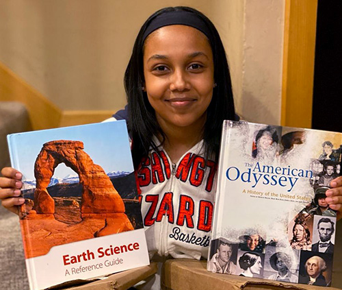 Estudiante con libros